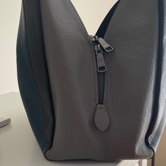 Coach Teal and Black Leather Shoulder Bag - Picture 3 of 6